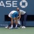 ¡Novak Djokovic, descalificado del US OPEN por un pelotazo a la jueza de línea!